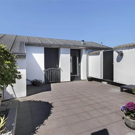 Tv1391-bindslev-humlevej-8 بيت للعطل